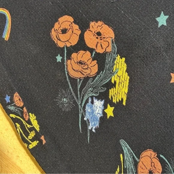 Modcloth Classic Captivation Wizard of Oz Print Button Down Blouse Medium - Picture 6 of 9